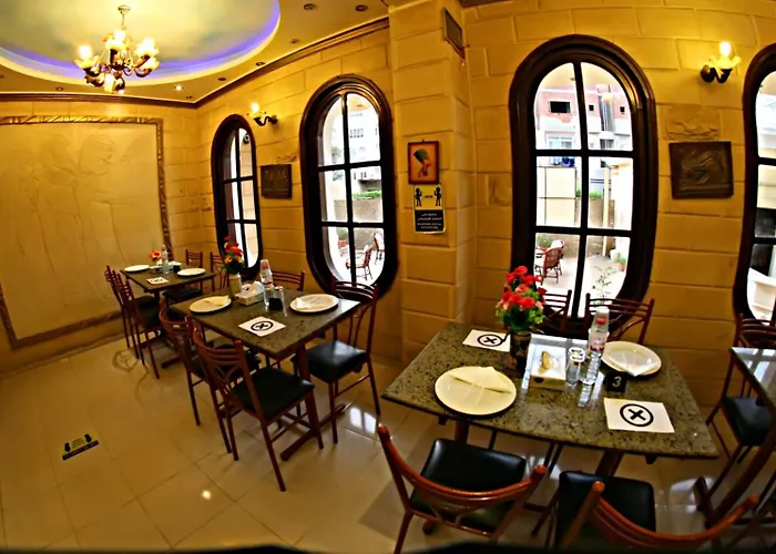 Luxor Otel 2*