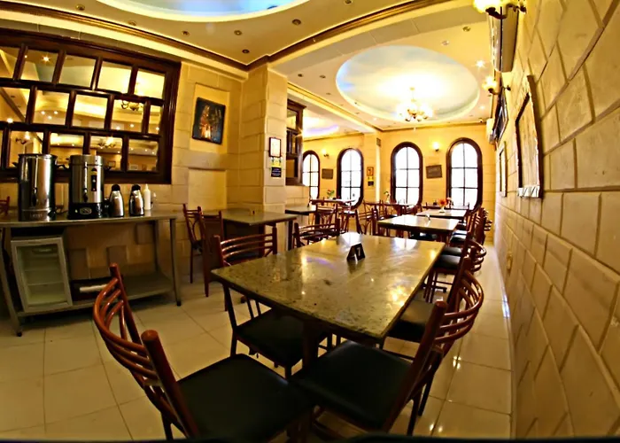 Luxor 2*